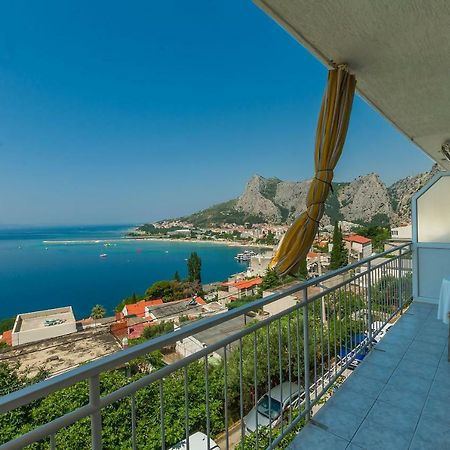 Apartment Marijana Omis Bagian luar foto
